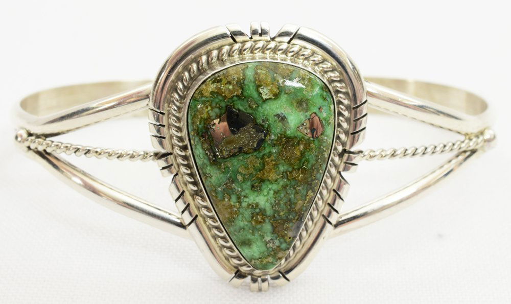 Navajo Sterling Pilot Mtn. Turquoise Bracelet (1 of 4)