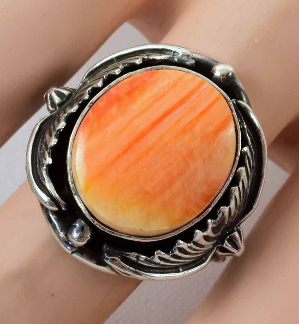 Patricia Yazzie Sterling Orange Spiny Oyster Ring (1 of 4)