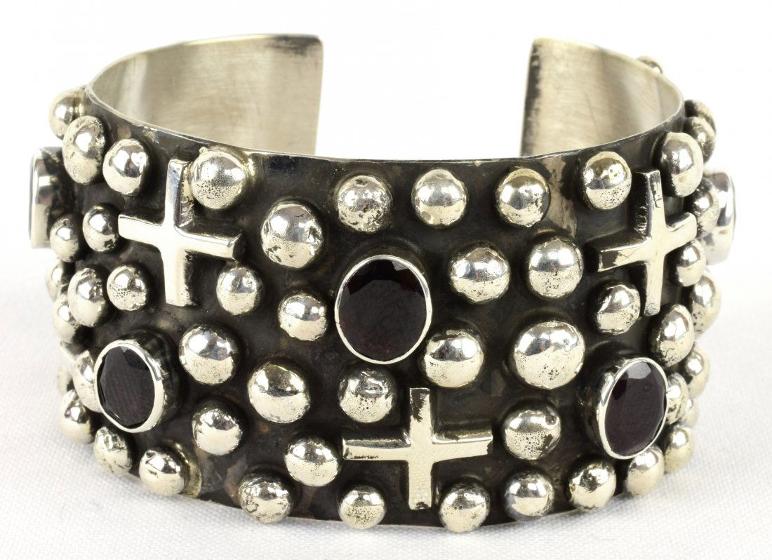 Chimney Butte Cross & Bead Bracelet with Garnet Stones (1 of 5)