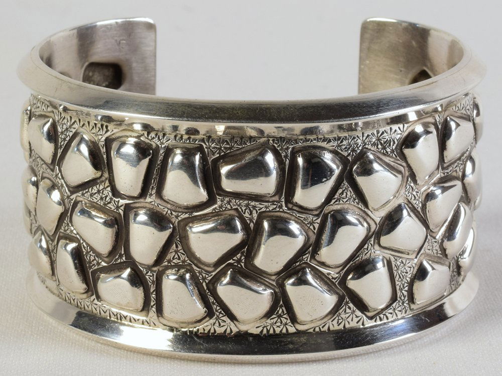Dakota Willie Sterling Heavy Gauge Cobblestone Cuff (1 of 4)