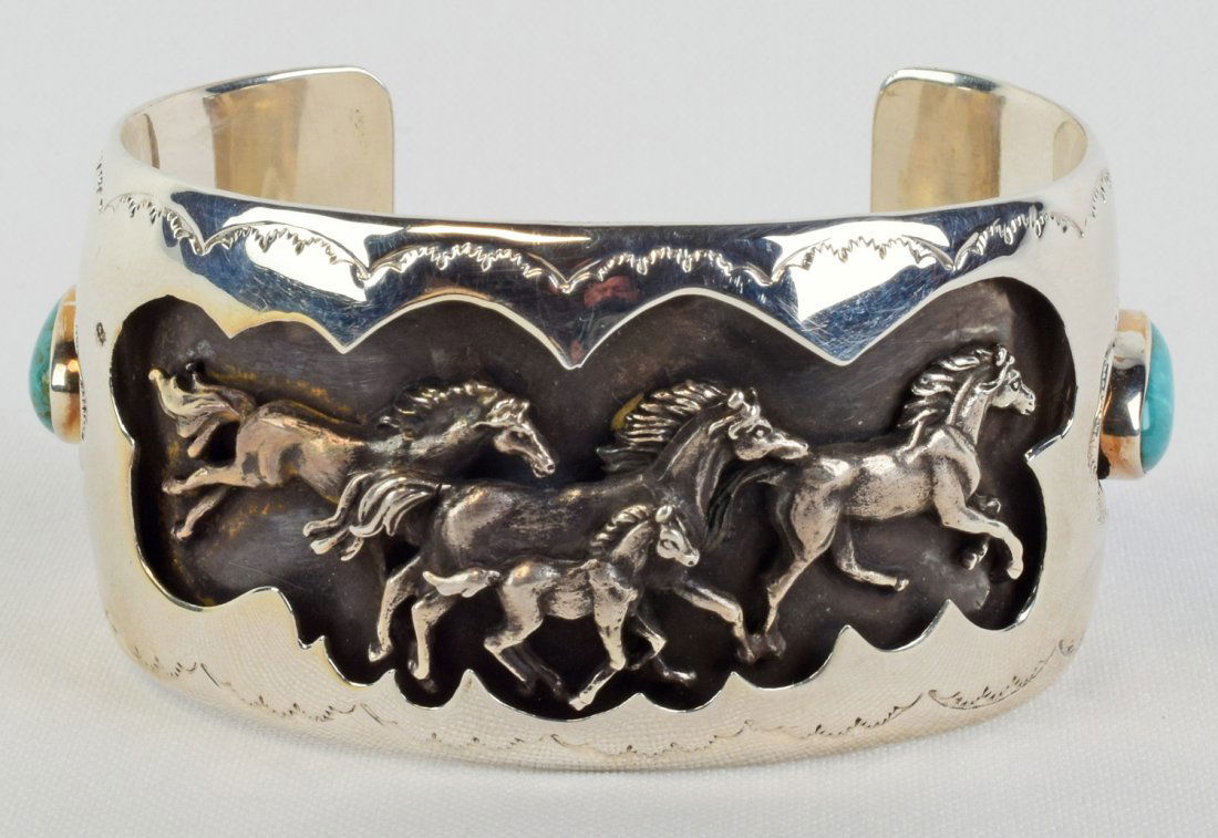 Thomas Yazzie Sterling 3-D Galloping Horses Bracelet (1 of 5)