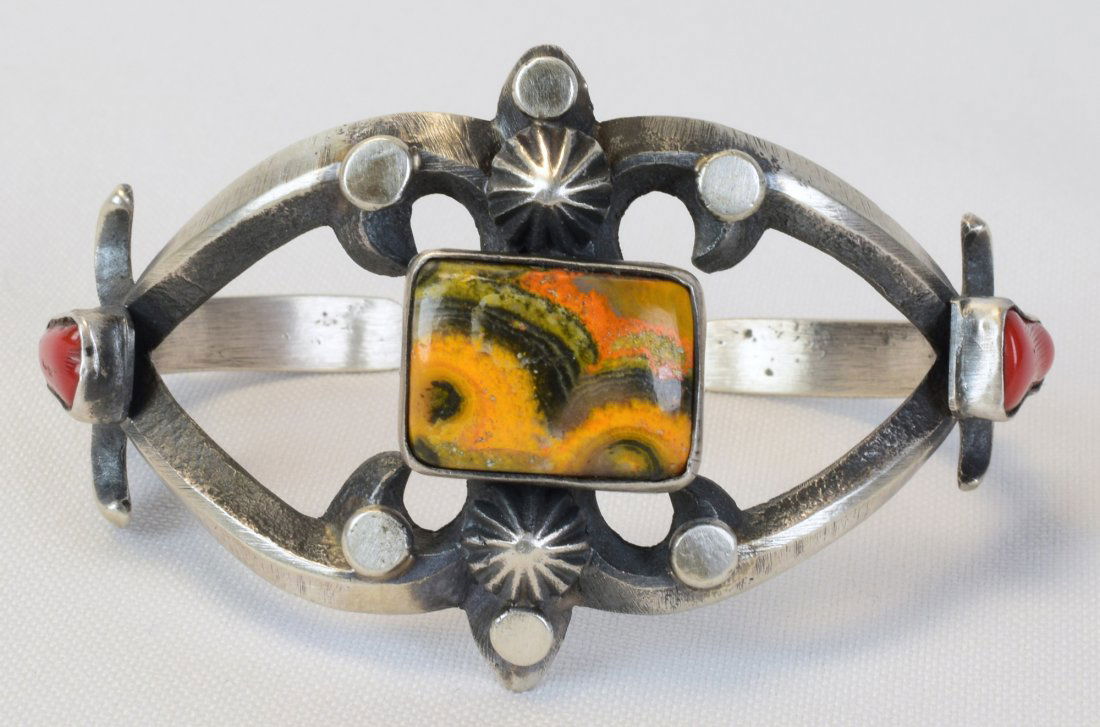 Navajo Sterling Sand Cast Cuff W/Bumble Bee Jasper (1 of 5)