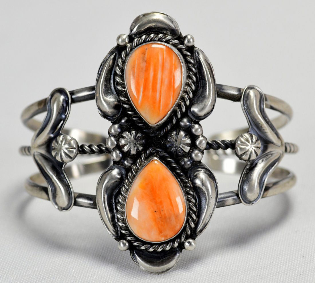 Native American Sterling Spiny Oyster Bracelet (1 of 4)