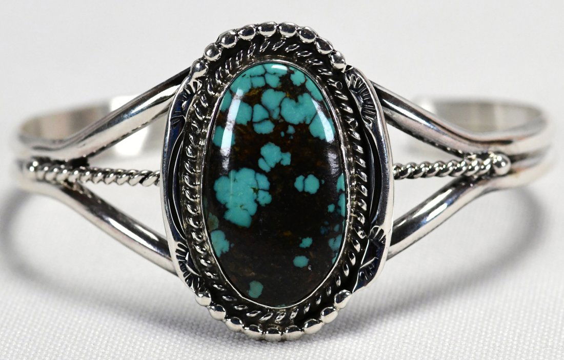 Navajo Sterling Indian Mountain Turquoise Cuff (1 of 3)