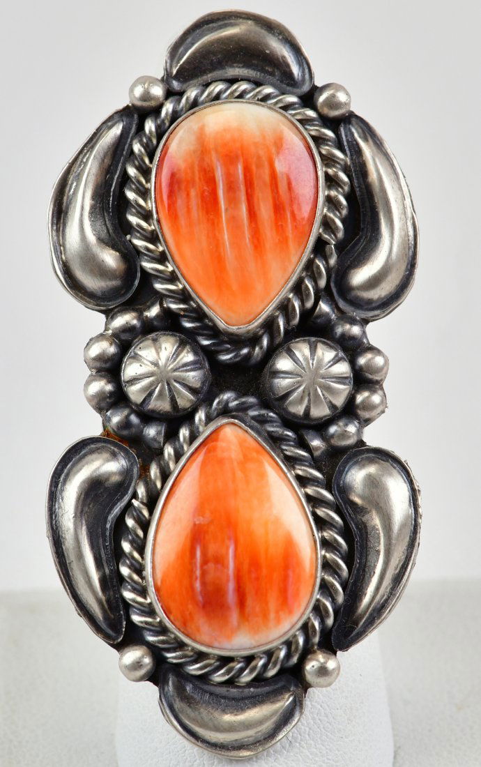Native American Sterling Large Spiny Oyster Ring (1 of 3)