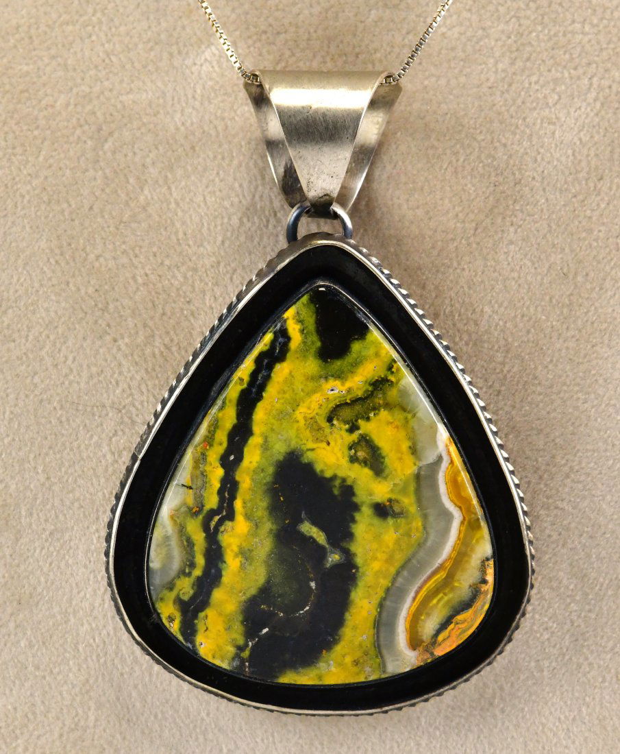 Navajo Sterling Silver Bumble Bee Jasper Large Pendnt (1 of 3)