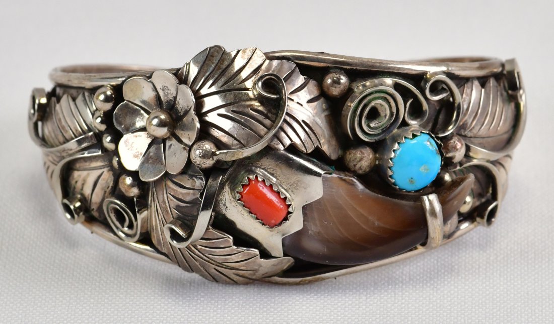 Navajo Vintage Sterling Bear Claw Bracelet w/Turquoise & Coral (1 of 4)