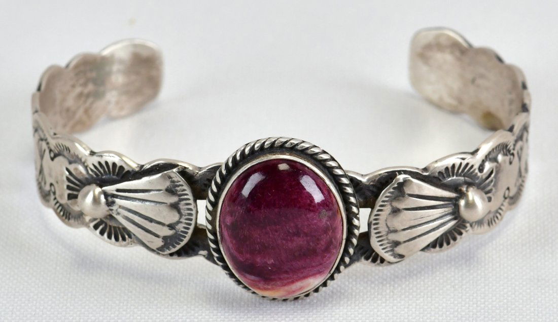 Lorenzo James Sterling Purple Spiny Oyster Cuff Bracelet (1 of 4)