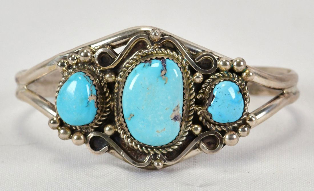 D. Nez Sterling Silver Campitos Turquoise 3 Stone Cuff Bracelet (1 of 4)