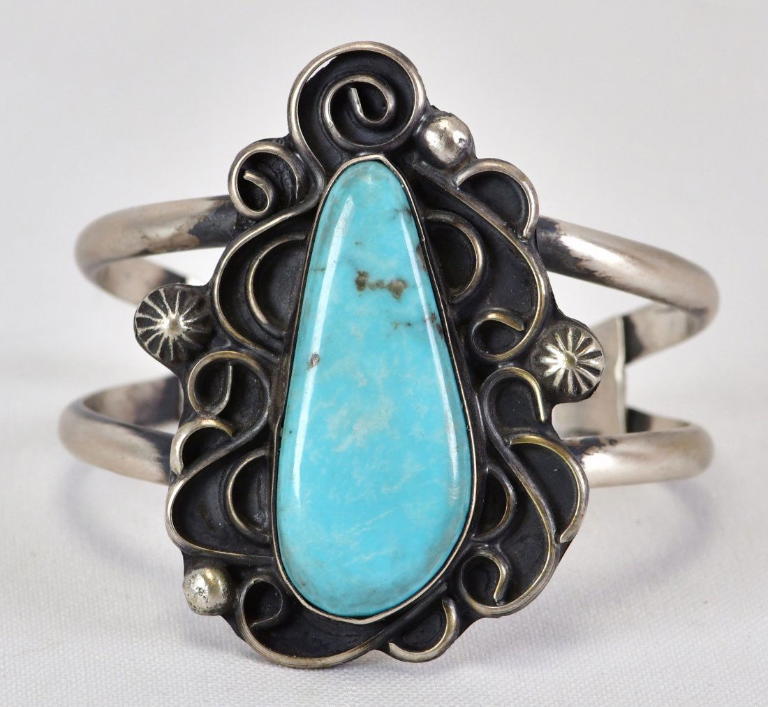 Navajo Sterling Sierra Nevada Large Single Stone Cuff Bracelet (1 of 4)