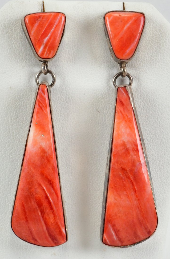 Navajo Sterling Vintage Spiny Oyster Long Dangle Earrings (1 of 3)