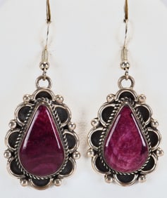 Native American Sterling Silver Purple Spiny Oyster Earrings
