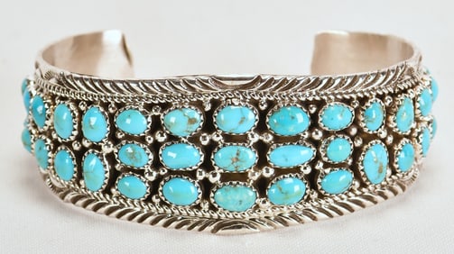 Vintage Native American Kingman Turquoise Cabochon Bracelet