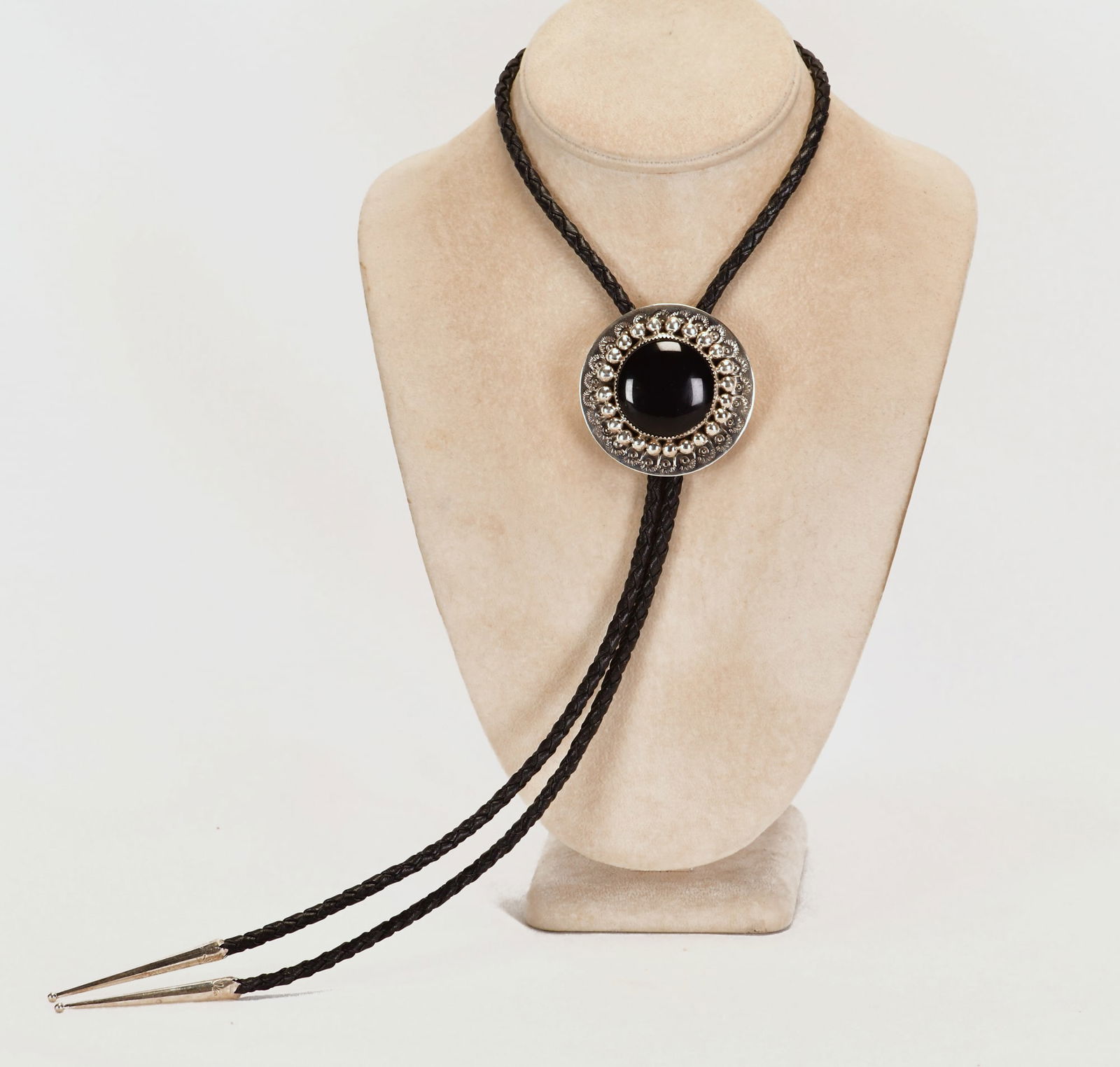 Native American Sterling Silver Black Onyx Bolo Tie (1 of 4)