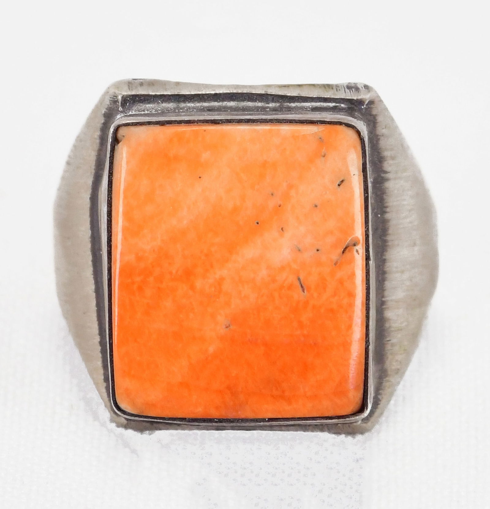 Vintage Sterling Silver Navajo Spiny Oyster Square Men's Ring (1 of 4)