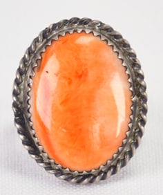 Vintage Native American Smaller Spiny Oyster Ring