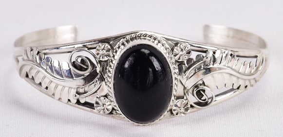 Navajo, Yazzie, Sterling Silver Black Onyx Feather Cuff
