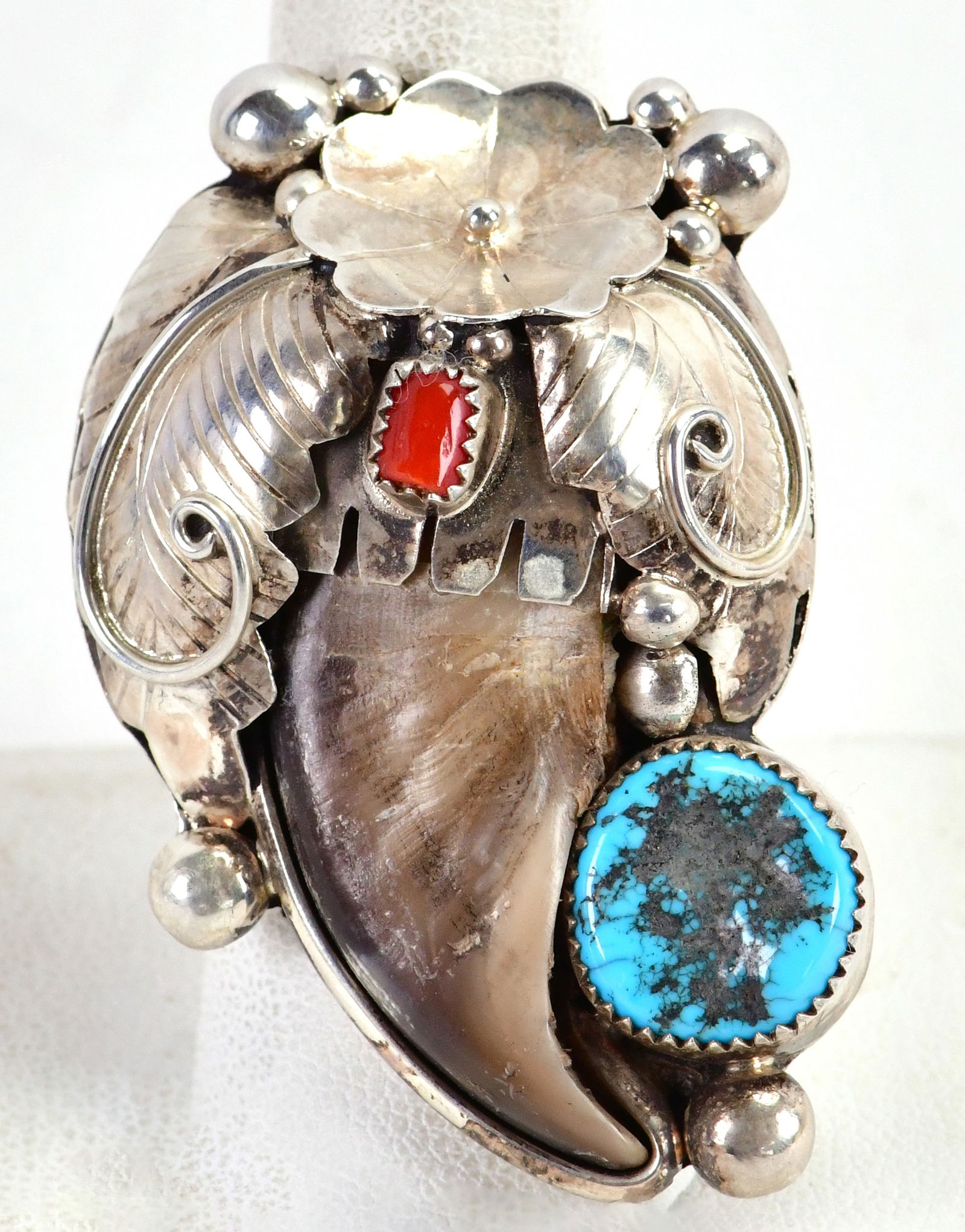 Navajo Sterling Silver Bear Claw Men's Ring w/Turquoise & Coral (1 of 5)