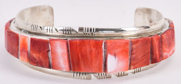Native American Sterling Silver Cobblestone Inlay Spiny Oyster Cuff