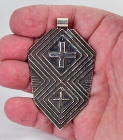 Stanford Yazzie Vintage Sterling Silver Tufa Cast Double Cross Pendant