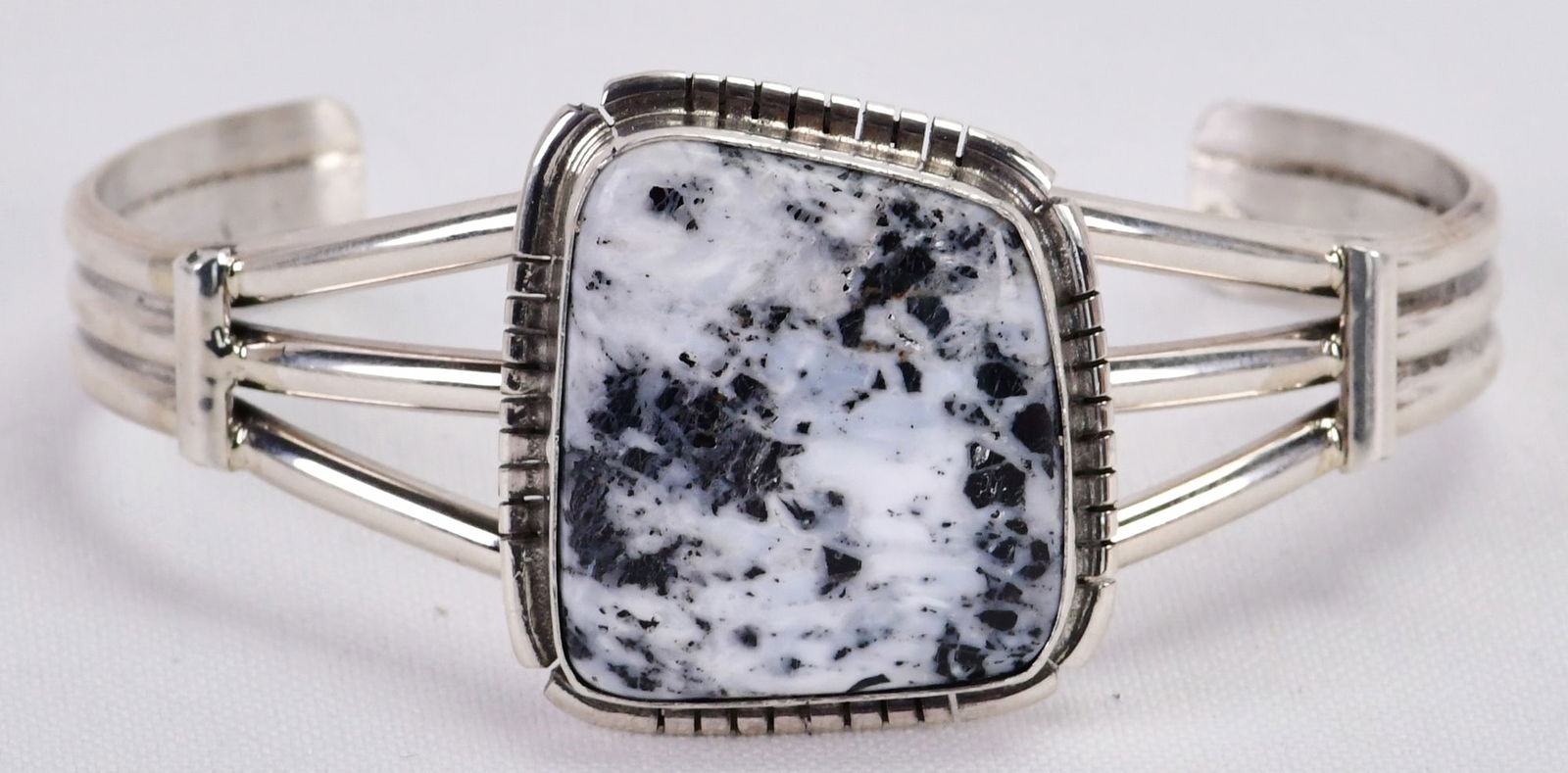 Samson Etsitty Sterling Silver White Buffalo Turquoise Cuff Bracelet (1 of 4)