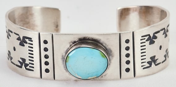 Mark Yazzie Sterling Sleeping Beauty Turquoise Bracelet