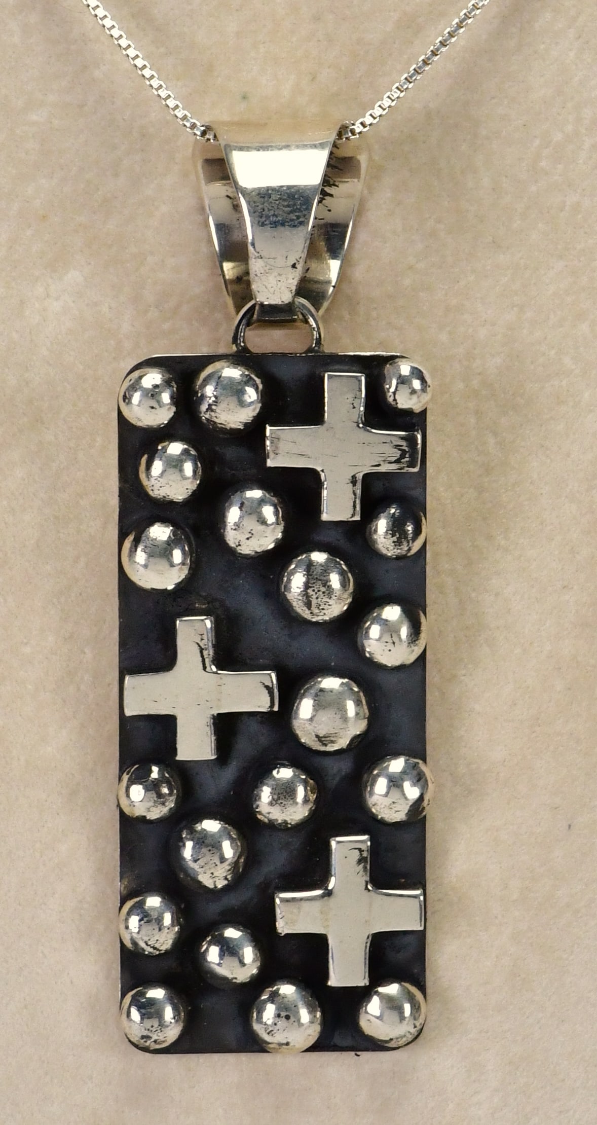 Chimney Butte Sterling Silver Cross and Dot Heavy Gauge Pendant (1 of 4)