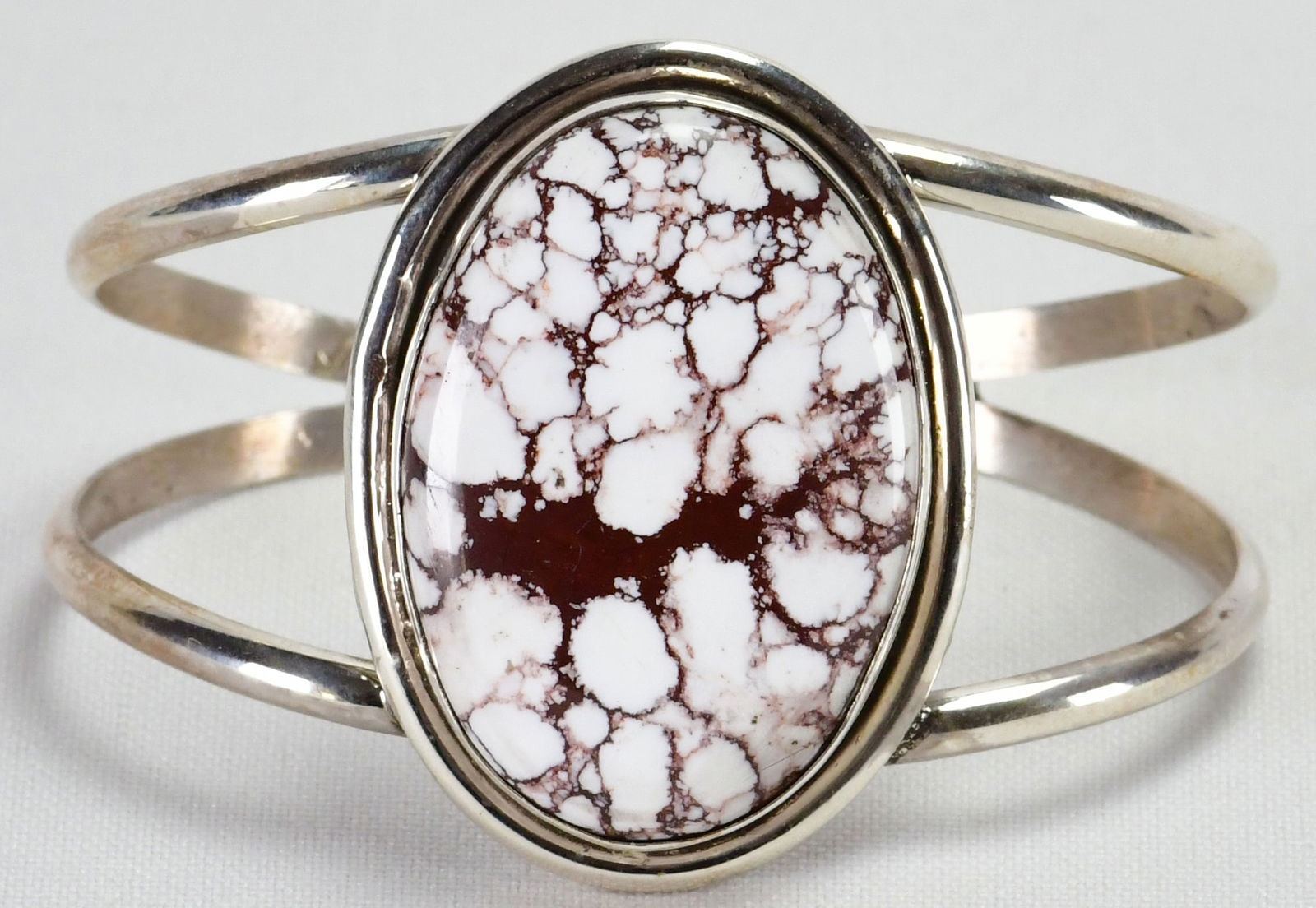 Native American Sterling Wild Horse Turquoise Oval Cuff Bracelet (1 of 5)