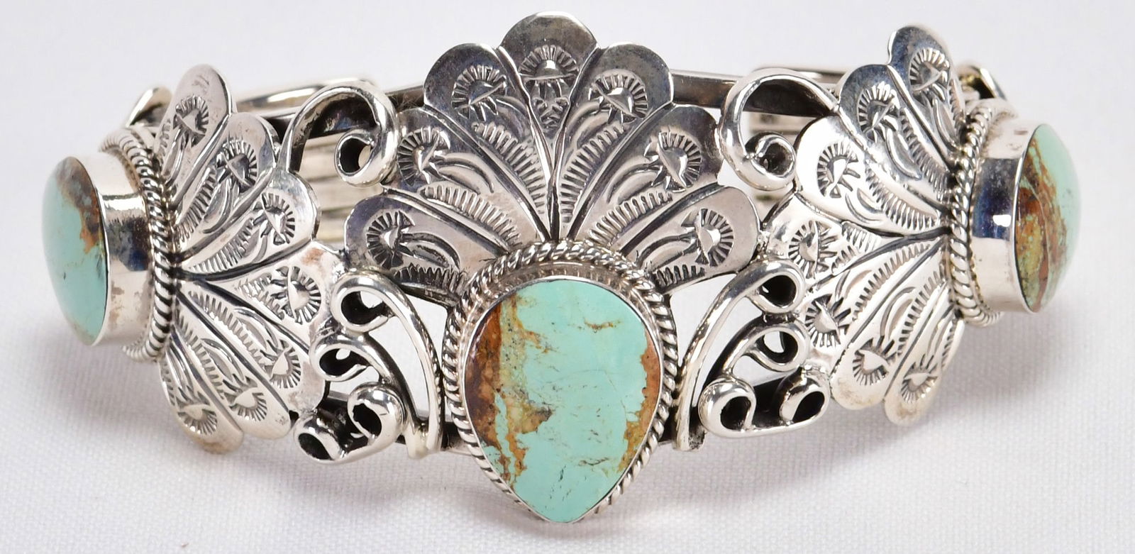 E. Delgarito Sterling Silver Carico Lake Turquoise Cuff Bracelet (1 of 5)