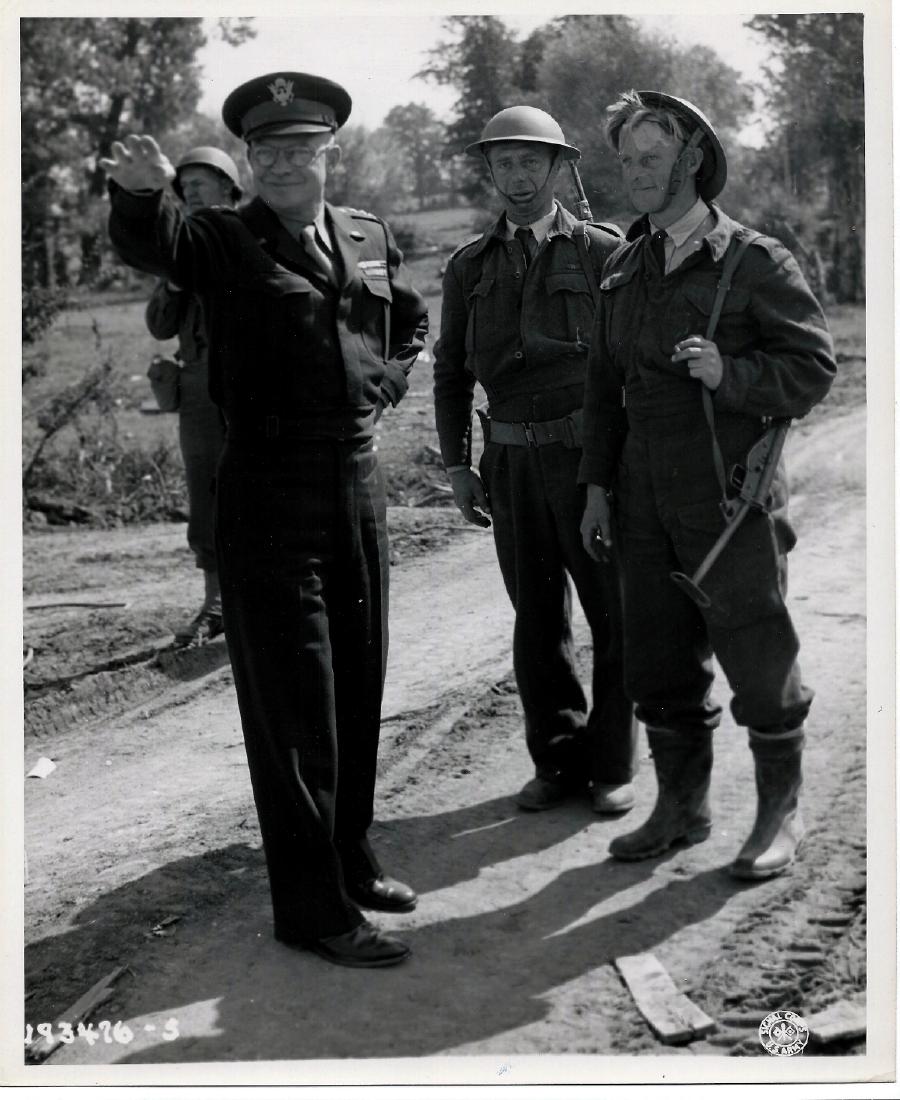 Eisenhower & Norwegian Airmen. France, 9.3.1944 (1 of 3)