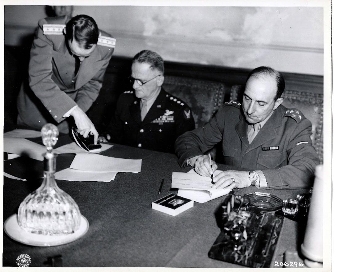 Gen. de-Tassigny & Carl Spaatz. Soviet HQ. Berlin 1945: Original Authentic 1945 W.W.II. U.S. Signal Corps Photo 206296 of Nazi Surrender in Berlin.General Jean de Lattre de-Tassigny, Commanding General of the first French Army, right, signs surrender terms