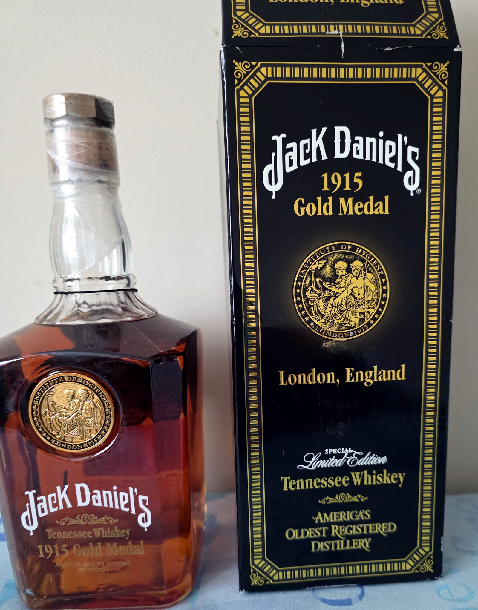 Jack Daniel’s 1915 Gold Medal Series Tennessee Whiskey: Jack Daniel's 1915 Gold Medal London, England Tennessee Whiskey. Bottle #14579. 90 Proof, 750 ml. Crafted to commemorate Jack Daniel's historic gold medal win in 1915. Original box included.