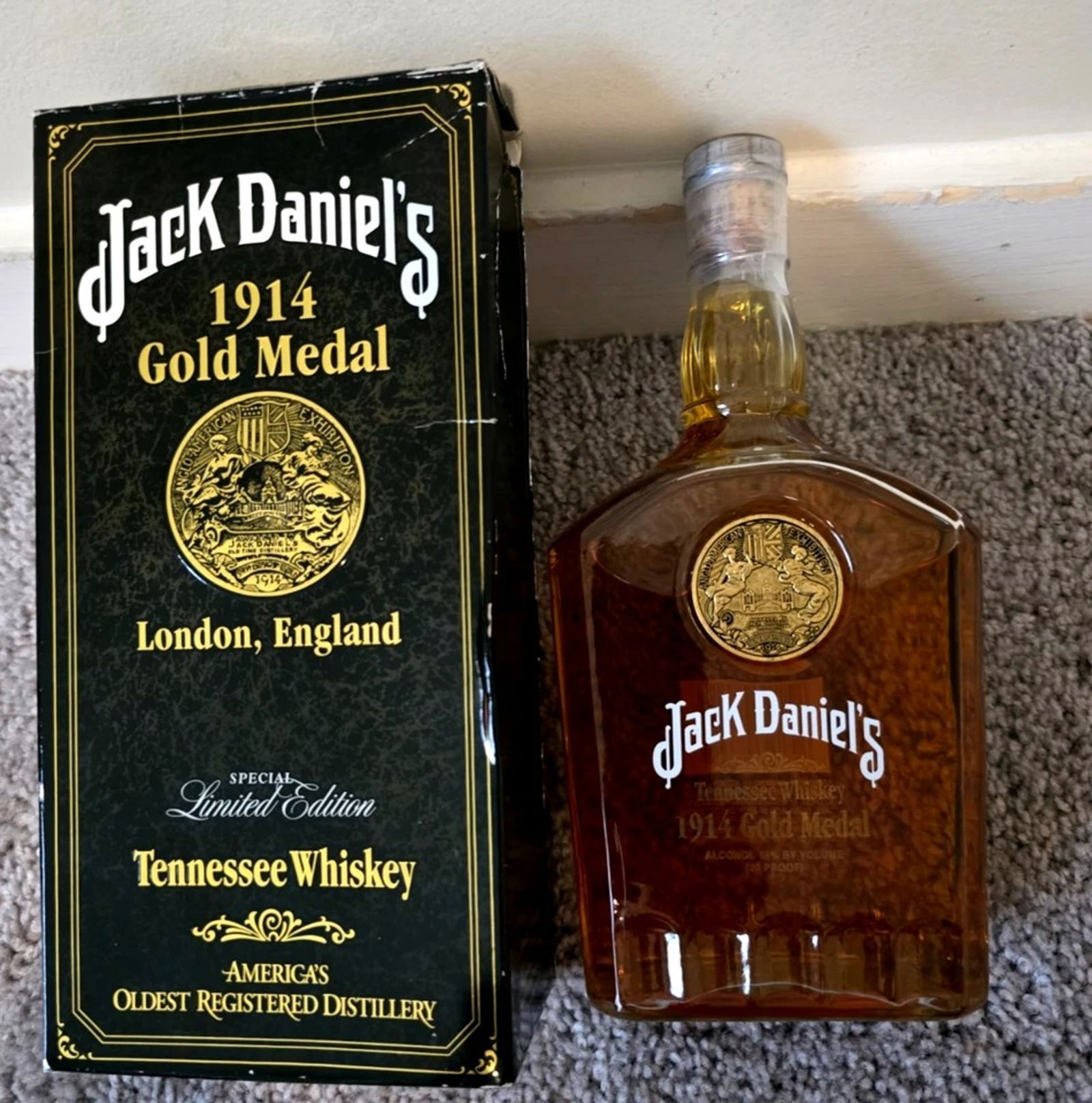 Jack Daniel’s 1914 Gold Medal Series Tennessee Whiskey (1 of 4)