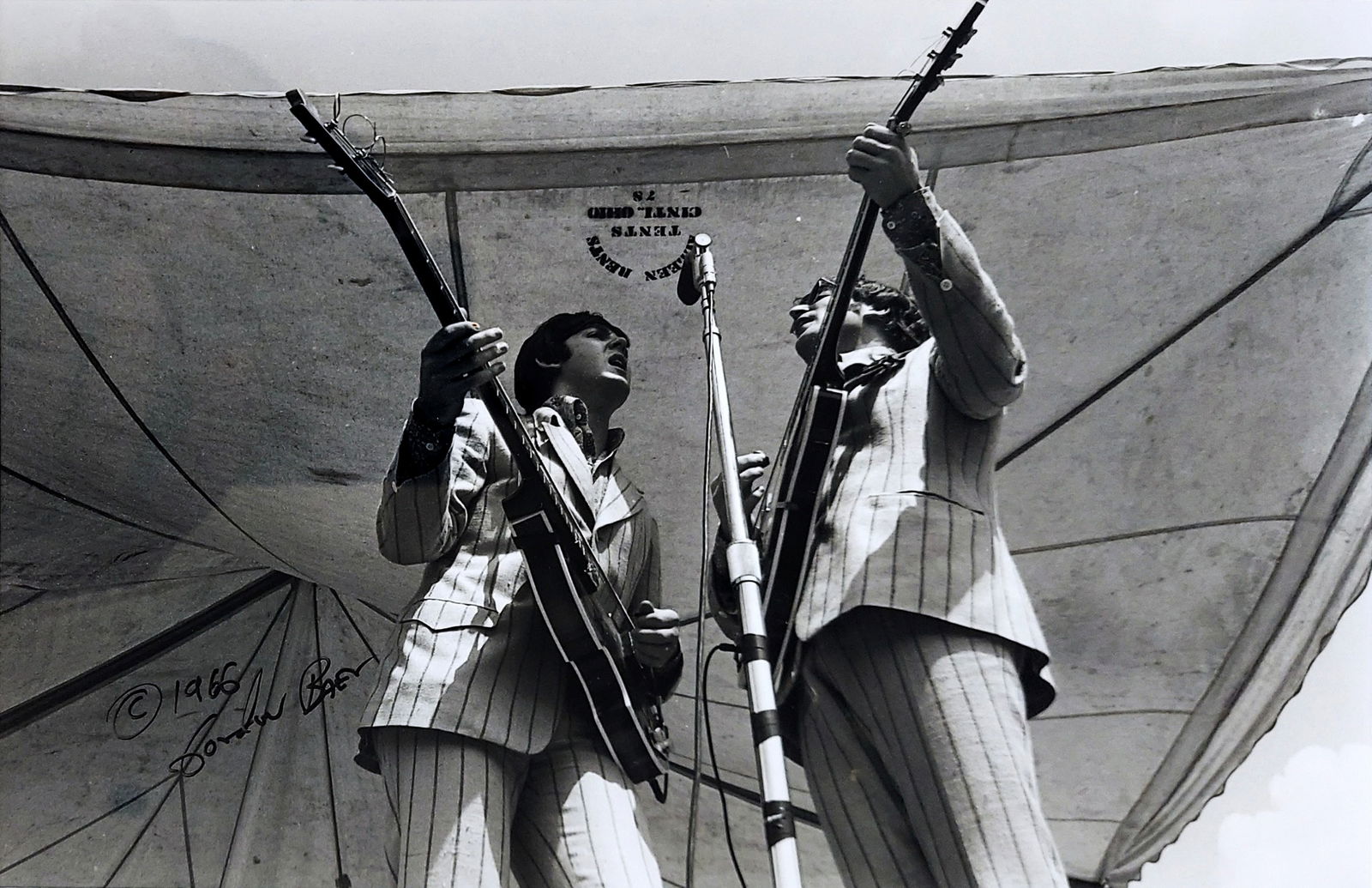 The Beatles Live, Crosley Field Cincinnati 1966 Sunday August 21 (1 of 3)