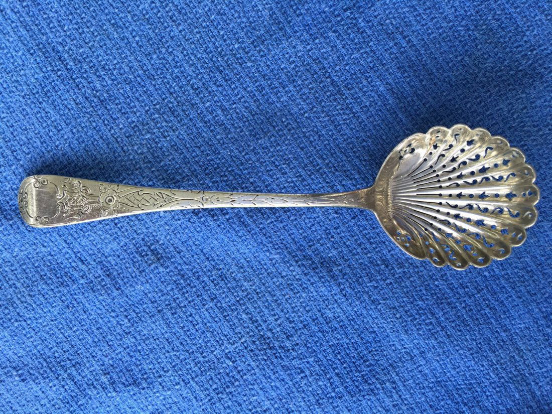 Sterling Silver Sugar Sifter (1 of 7)