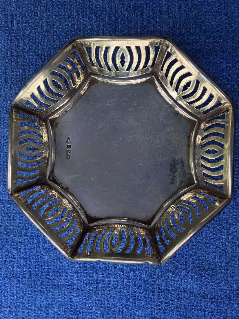 Sterling Silver Octagonal BonBon Dish (1 of 5)