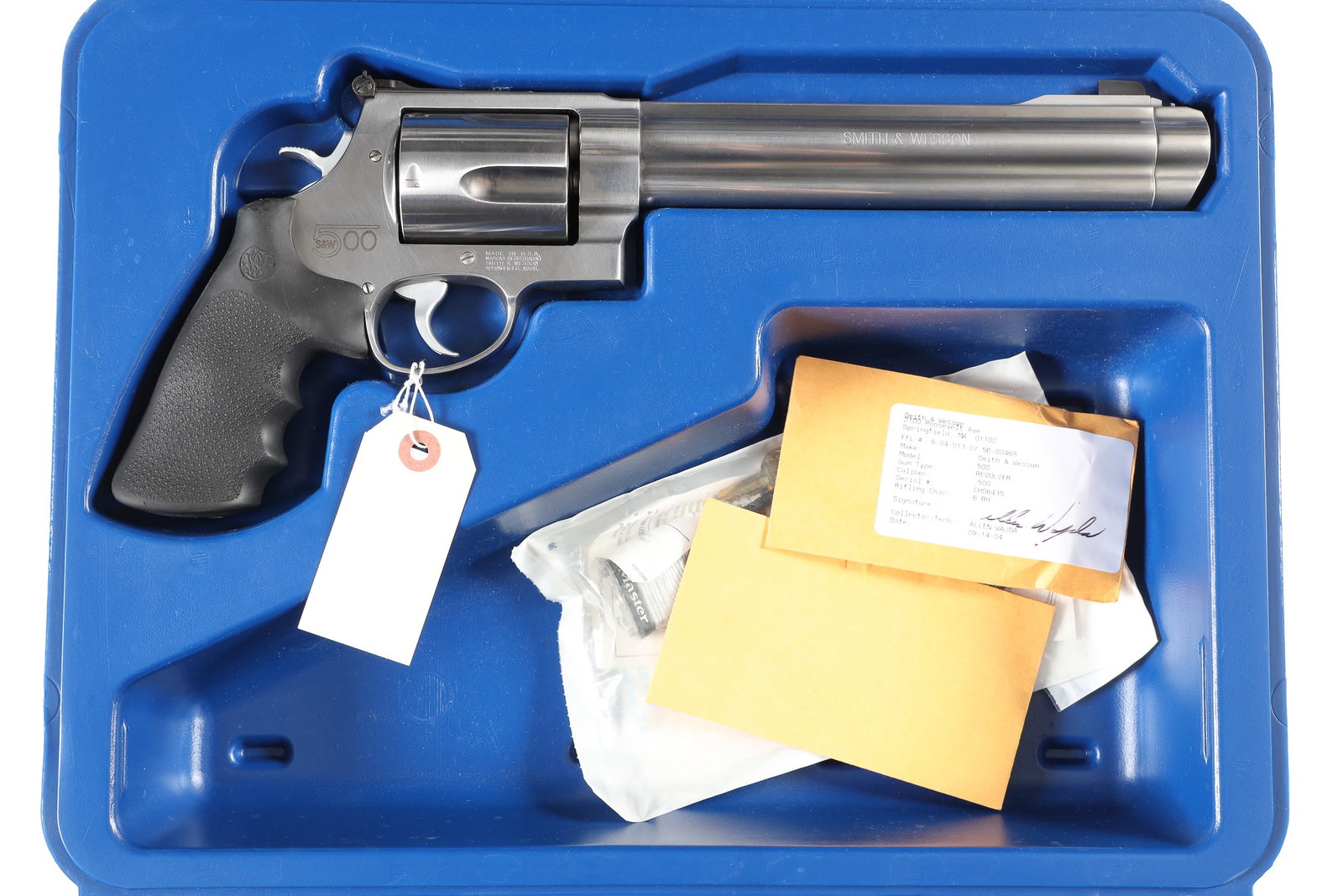 Smith & Wesson 500 Revolver .500 s&w: .500 s&w Serial # CHS6435 Excellent overall condition with unmarked factory case. Barrel 8 1/4" Modern