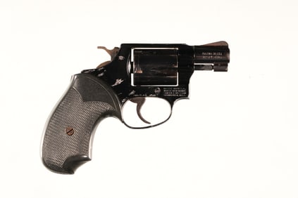 A4913 Smith & Wesson 37 Airweight Revolver .38 spl