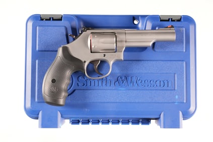 Smith & Wesson 66-8 Combat Magnum Revolver .357 mag