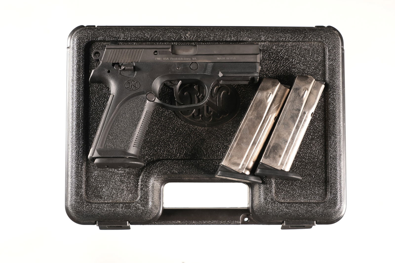 FN FNP-9 Pistol 9mm: 9mm Serial # 61BMP14208 in factory case numbered to gun with 2 extra magazines, Excellent overall condition exhibiting signs of light use. Barrel 4" modern. FN Herstal, founded in 1889 in Belgium, int