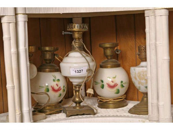 Collection - Electric Lamps - glass, porcelain, o: Collection - Electric Lamps - glass, porcelain, or Live auction by Montrose Auction, Inc. Established 1977. We accept PayPal, Money Orders. All items shipped from Montrose, GA 31065 if not picked up a