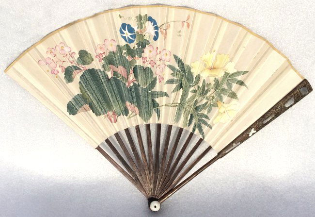 Antique Chinese Hand-painted Fan with Mother of Pearl (1 of 9)