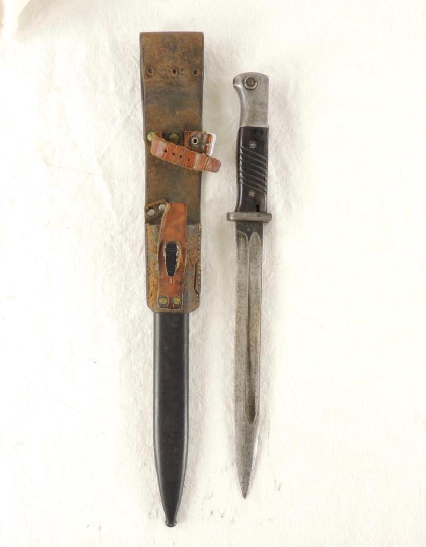 WW2 German Infantry Bayonet with Frog and Scabbard (1 of 4)