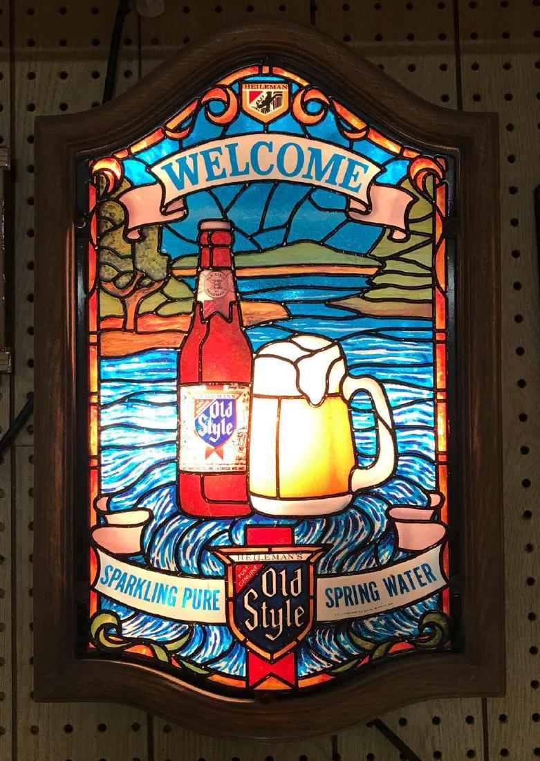 Heileman's Old Style Light Up Advertising Beer Sign (1 of 1)