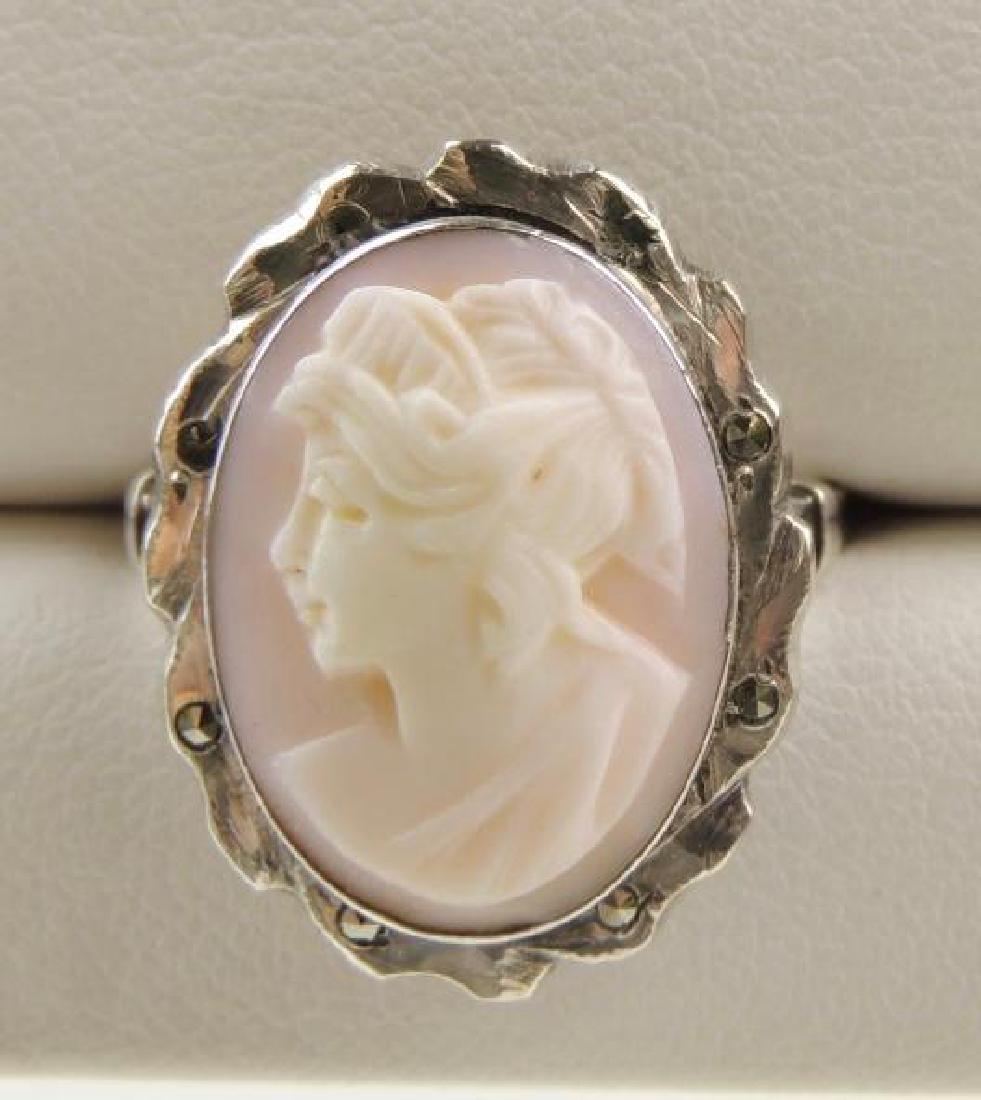 800 Silver Shell Cameo Ring (1 of 3)