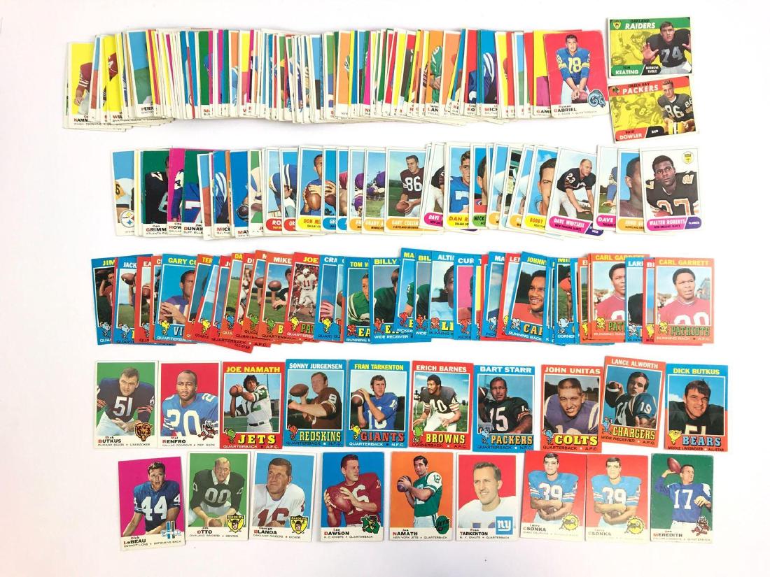 Approximately 200 1968, 69, 71 vintage Topps football (1 of 7)