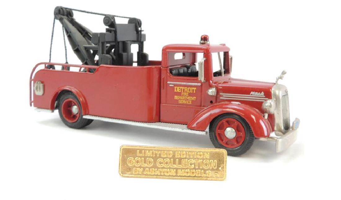 Ashton Models Limited Edition Gold Collection Mack (1 of 5)