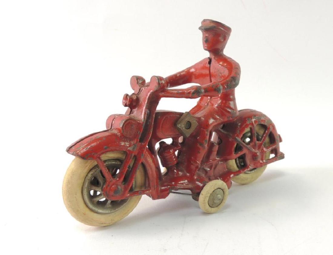 Antique Arcade Cast Iron Motorcycle Toy with Rider Apr 28, 2018
