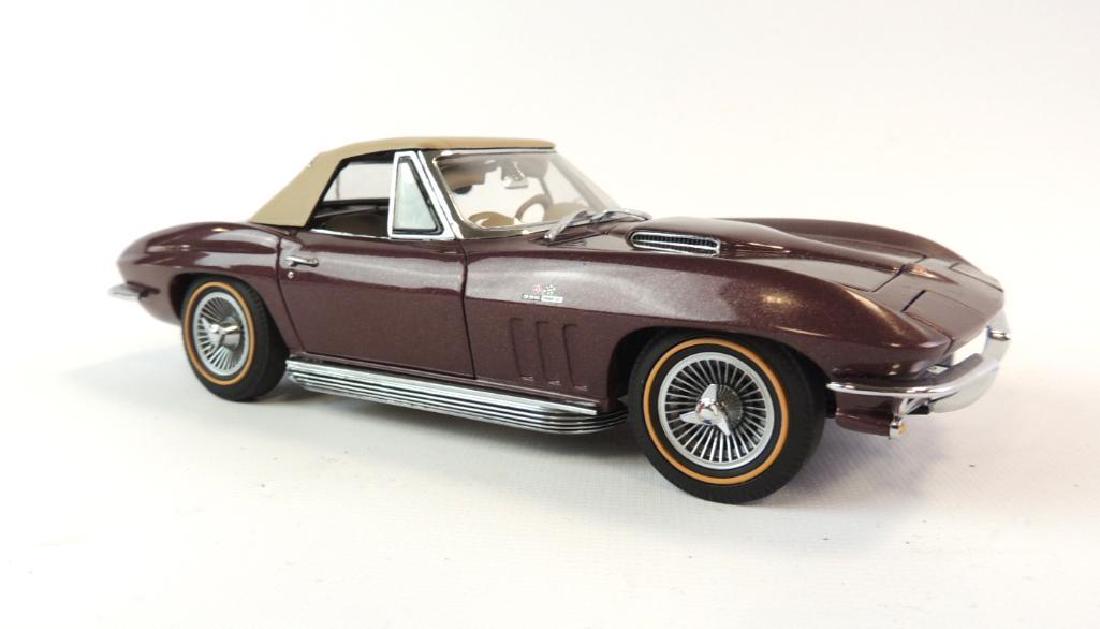 Danbury Mint 1965 Chevrolet Corvette Convertible (1 of 6)