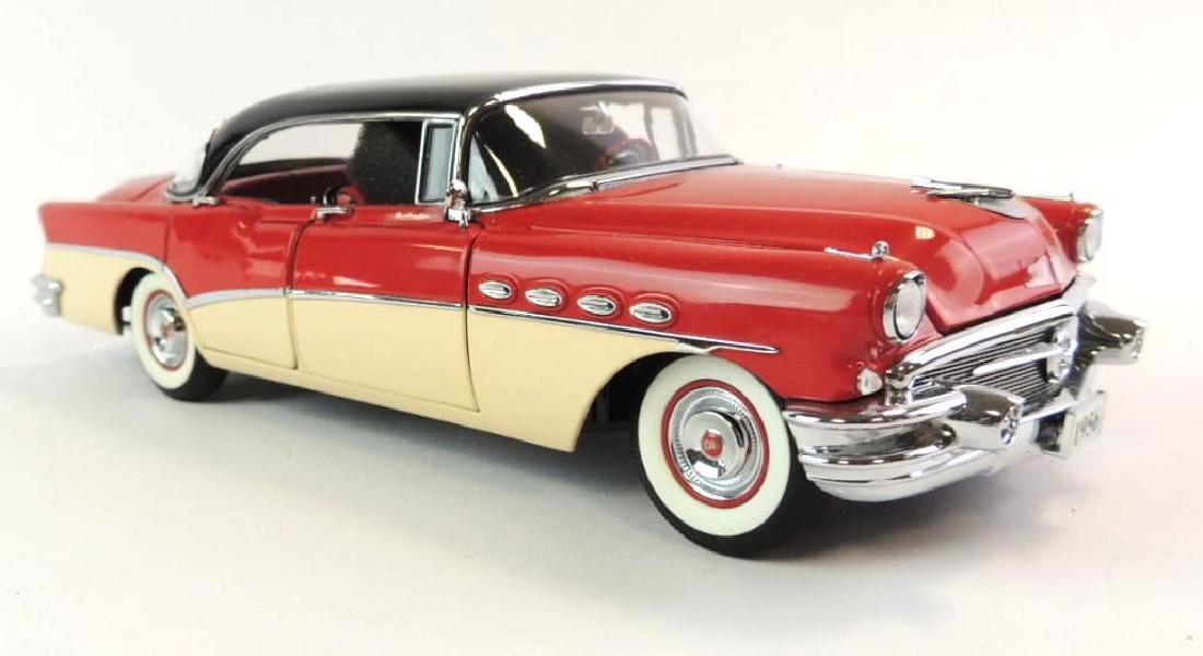 Danbury Mint 1956 Buick Roadmaster 4-Door Riviera (1 of 5)